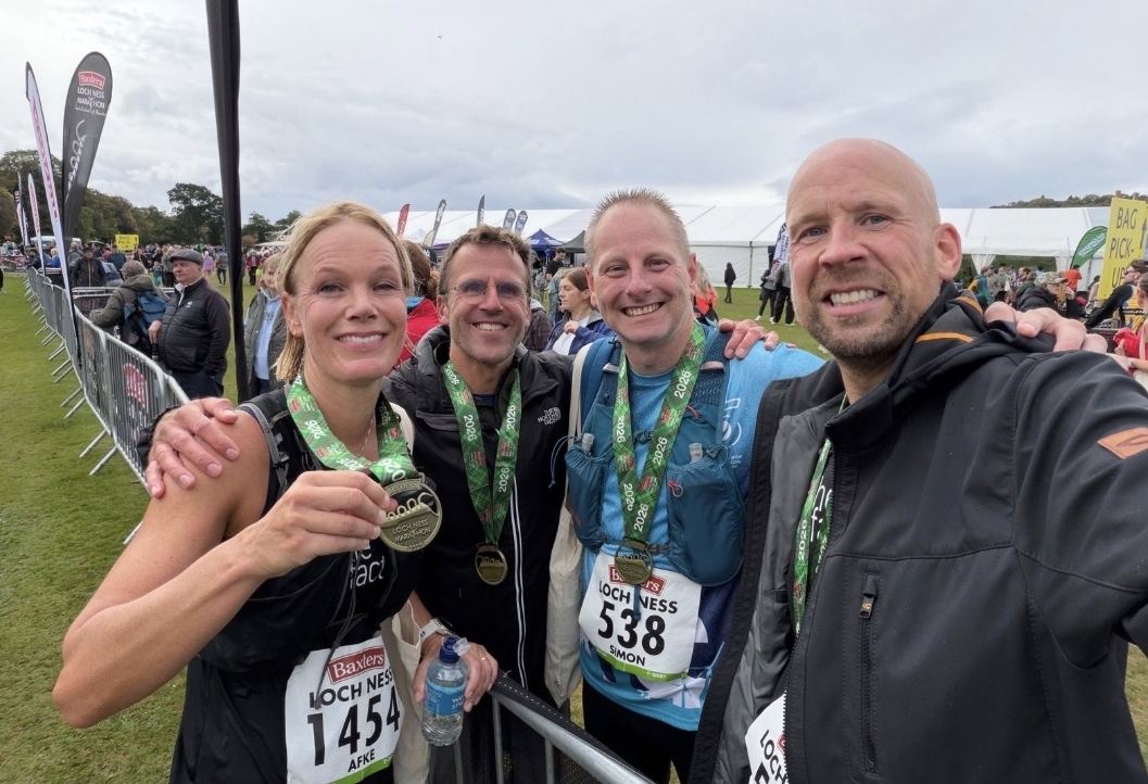 Martien de Graaf, Simon Sier en Sander & Afke Collet betwisten loodzware Loch Ness Marathon 